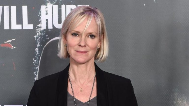 Hermione Norris Age, Height, Movies and TV Shows, Education, Family - ABTC