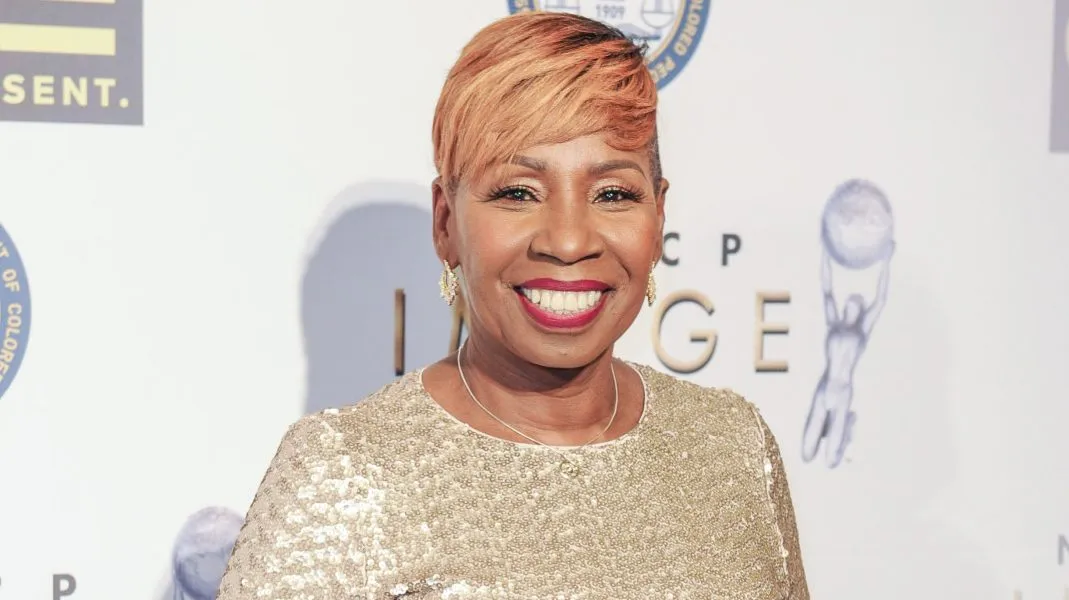 Iyanla Vanzant Age, Height, TV Shows, Education, Family - ABTC