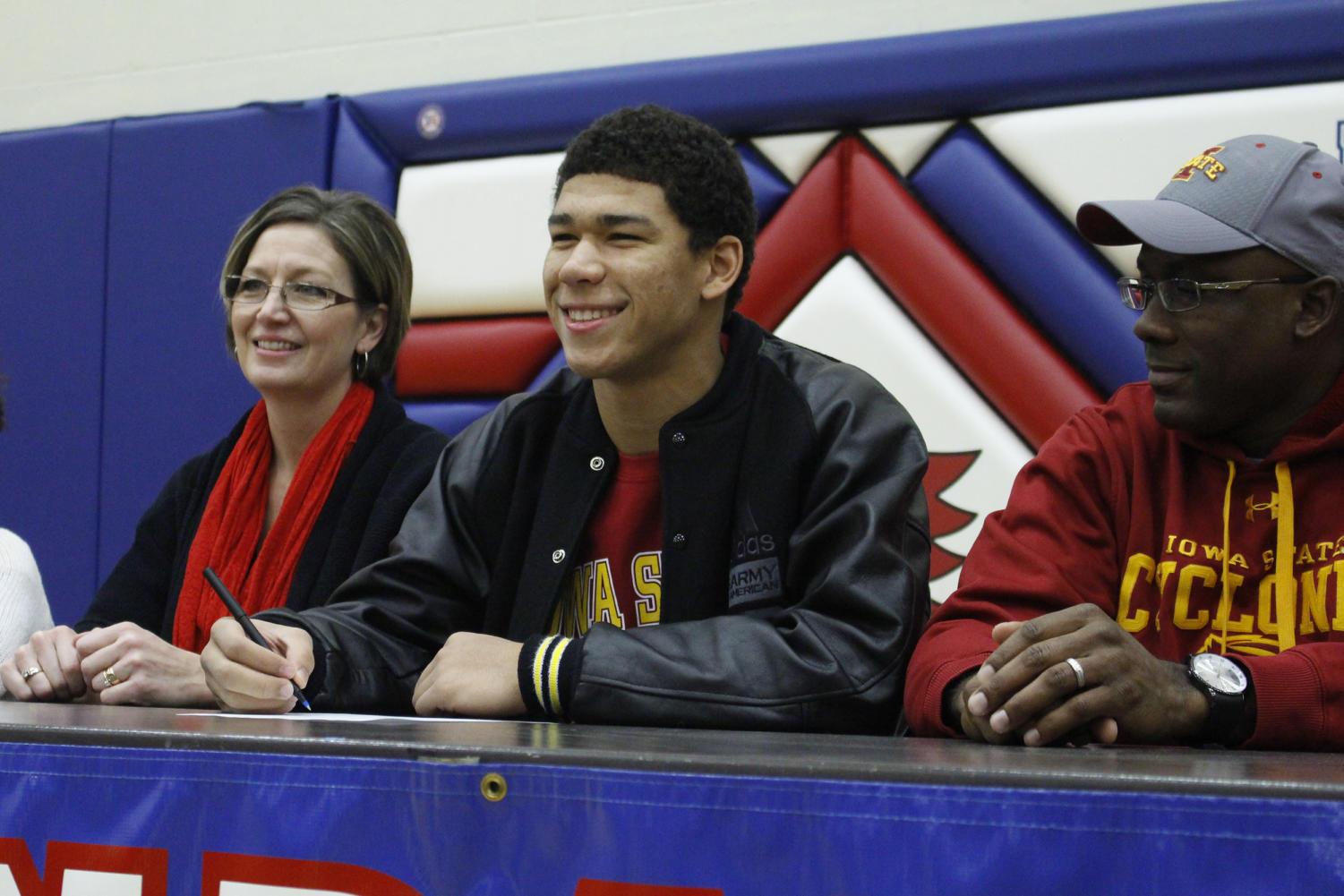 Allen Lazard Parents: Meet Kevin Lazard, Mary Lazard - ABTC