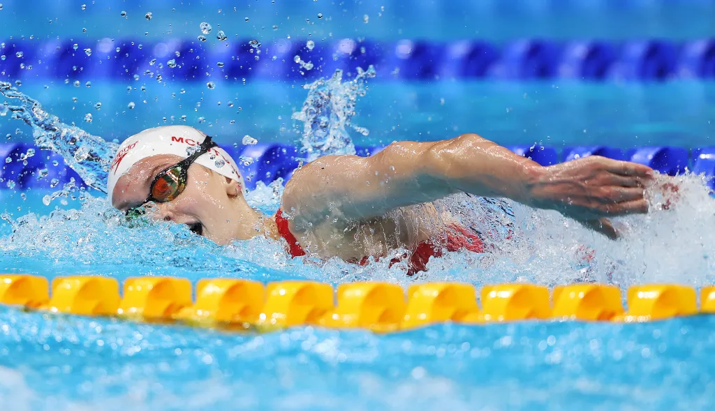 Paris Olympics: Canada's Summer McIntosh Wins women's 200m butterfly ...