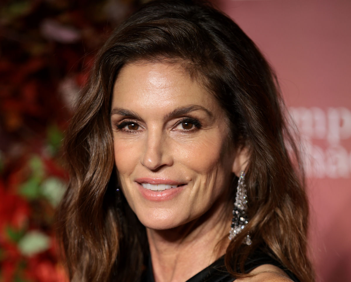 3. The Evolution of Cindy Crawford's Blonde Hair - wide 10