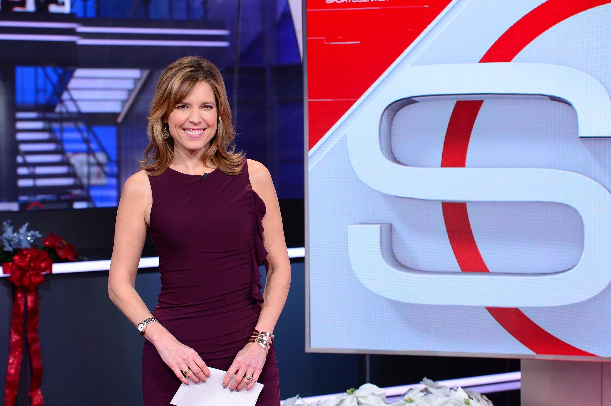 Hannah Storm Height: How tall is Hannah Storm? - ABTC