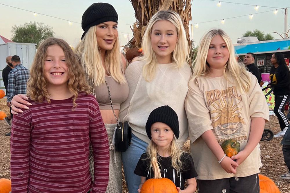 How long has Tori Spelling been married? Who does Tori Spelling have