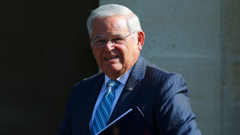 Bob Menendez Age, Nationality, College, Instagram, Party, Wikipedia ...