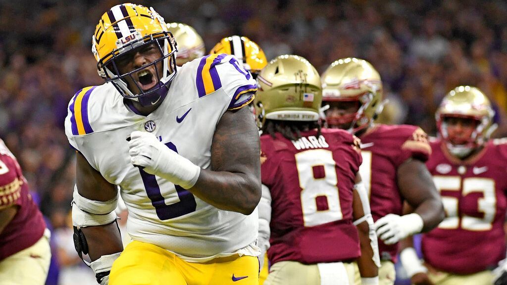 Why is Maason Smith suspended? What number is Mason Smith for LSU? - ABTC