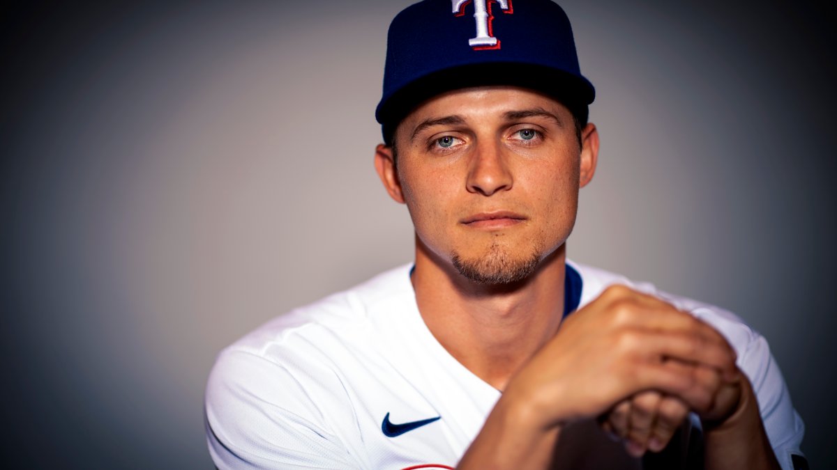 Corey Seager Age, Teams, Contract, Batting Average, Injury, Weight ABTC