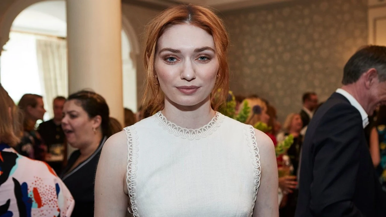 Eleanor Tomlinson Net Worth - ABTC