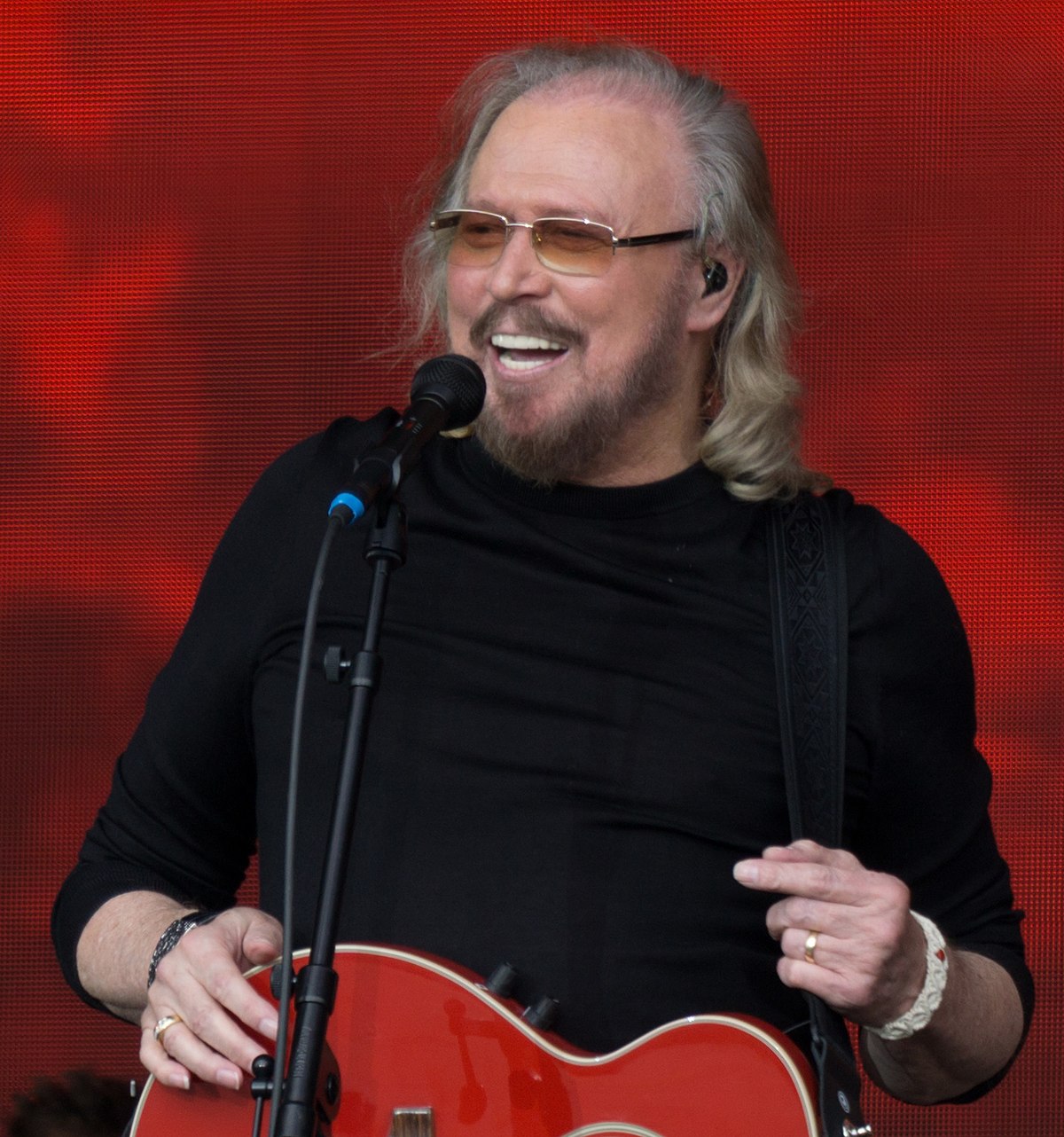 Barry Gibb ex-wife: Who is Maureen Bates? - ABTC