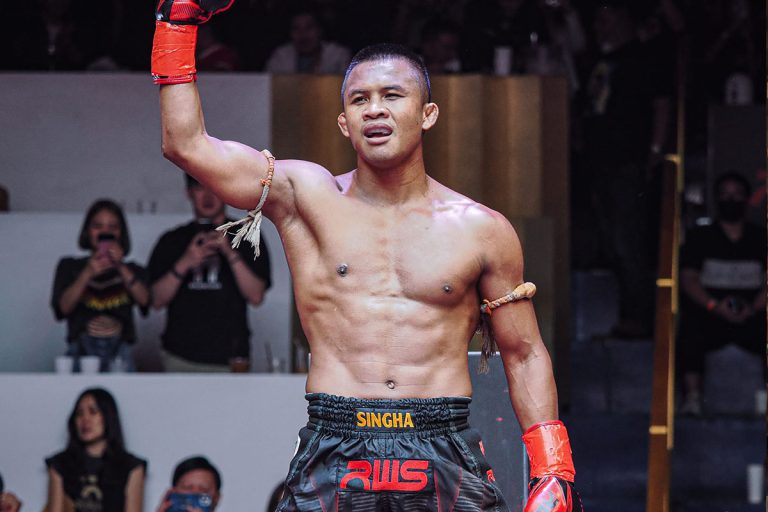 Buakaw Banchamek girlfriend: Is Buakaw Banchamek in a relationship? - ABTC