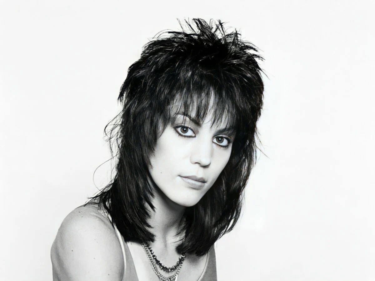 What country is Joan Jett from? Where does Joan Jett live now? ABTC