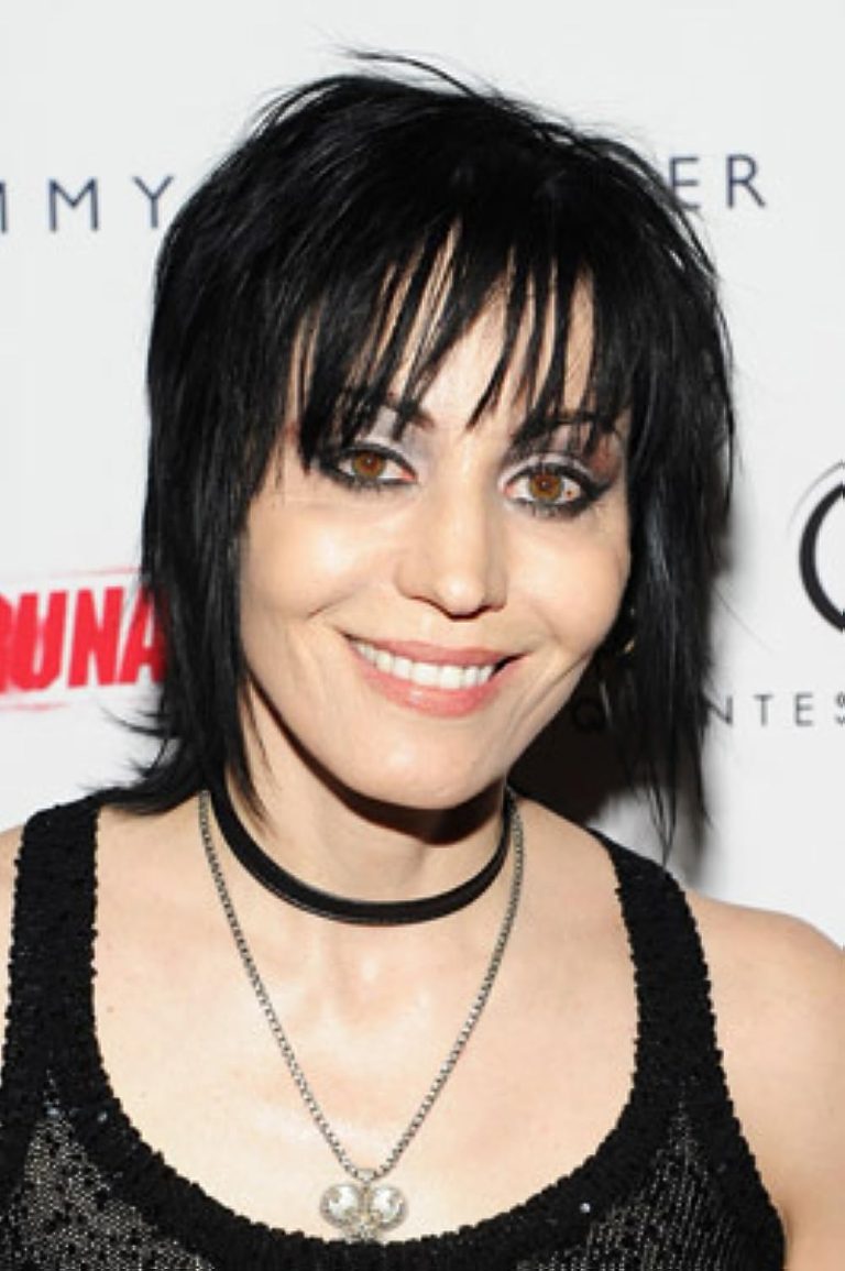 Were Joan Jett and Cherie Currie in a relationship? - ABTC