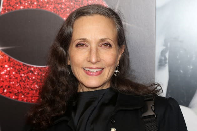 Bebe Neuwirth parents: Meet Sydney Anne Neuwirth & L. P. Neuwirth - ABTC