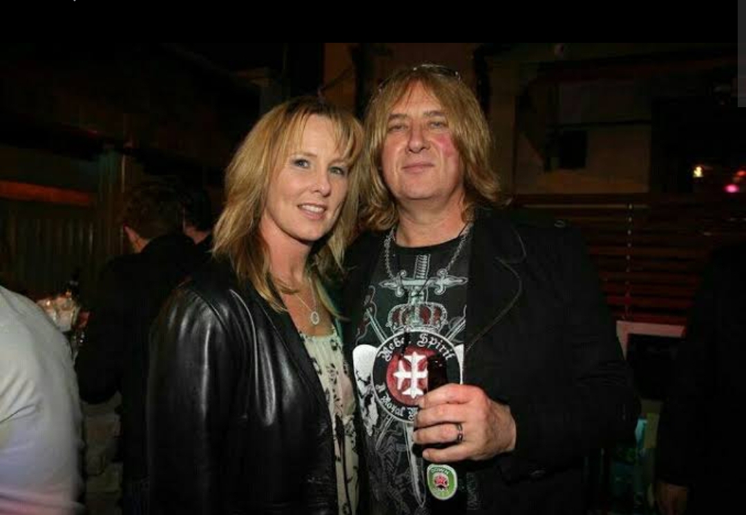 Joe Elliott second wife: Who is Kristine Elliott? - ABTC