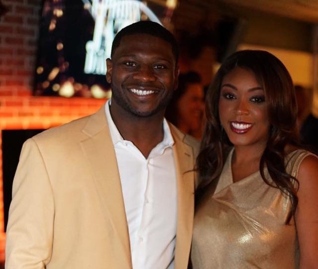 Who is LaDainian Tomlinson wife? Meet LaTorsha Oakley - ABTC