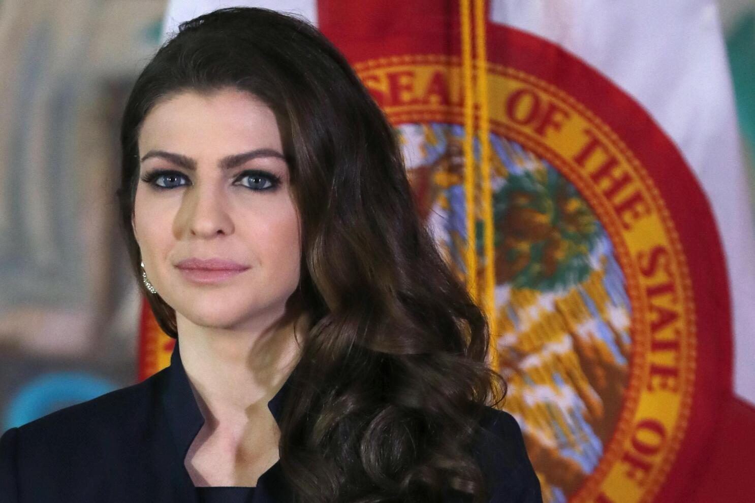 Casey DeSantis Maiden Name, Height, Weight, Teeth, Gloves, Instagram ...