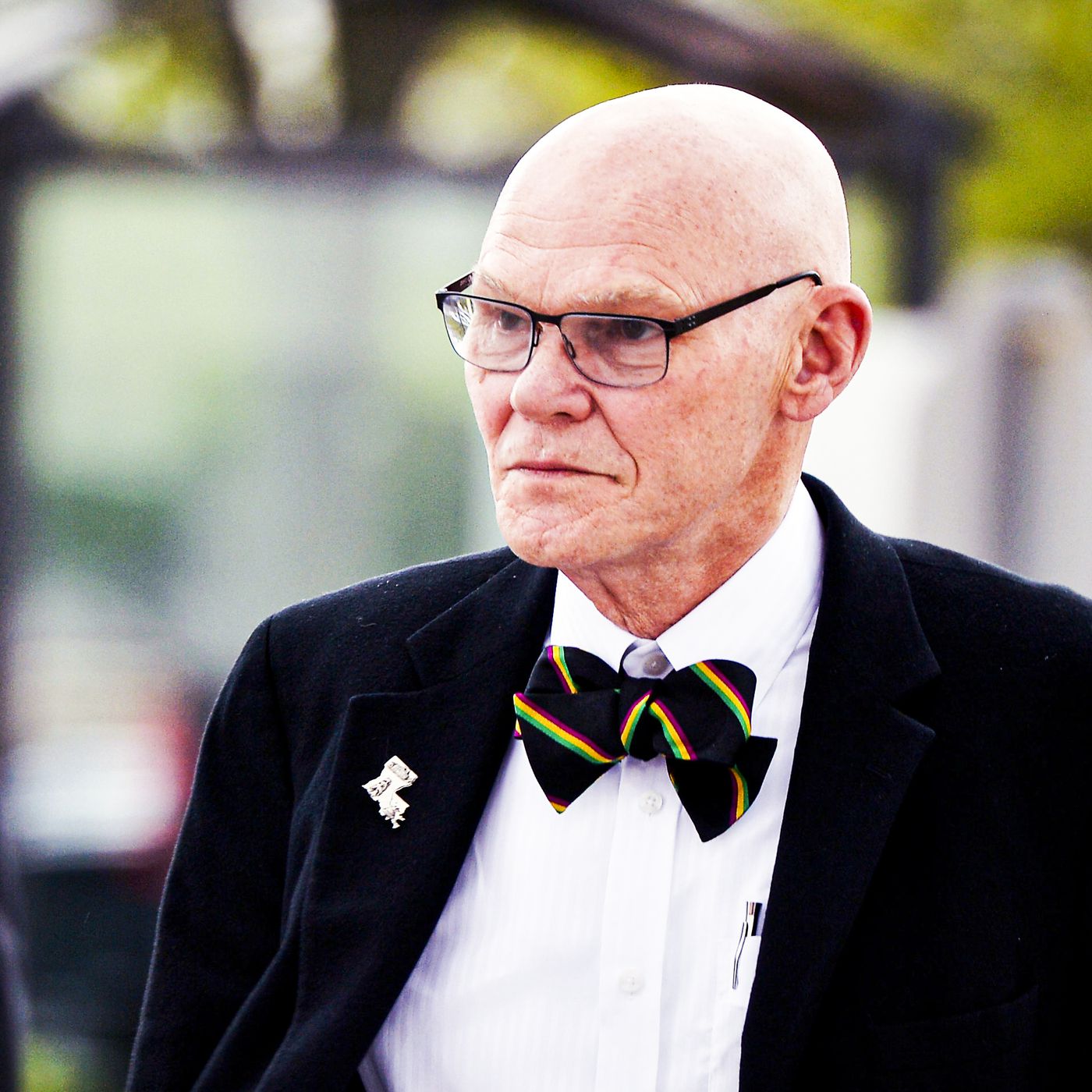 where does james carville live        
        <figure class=