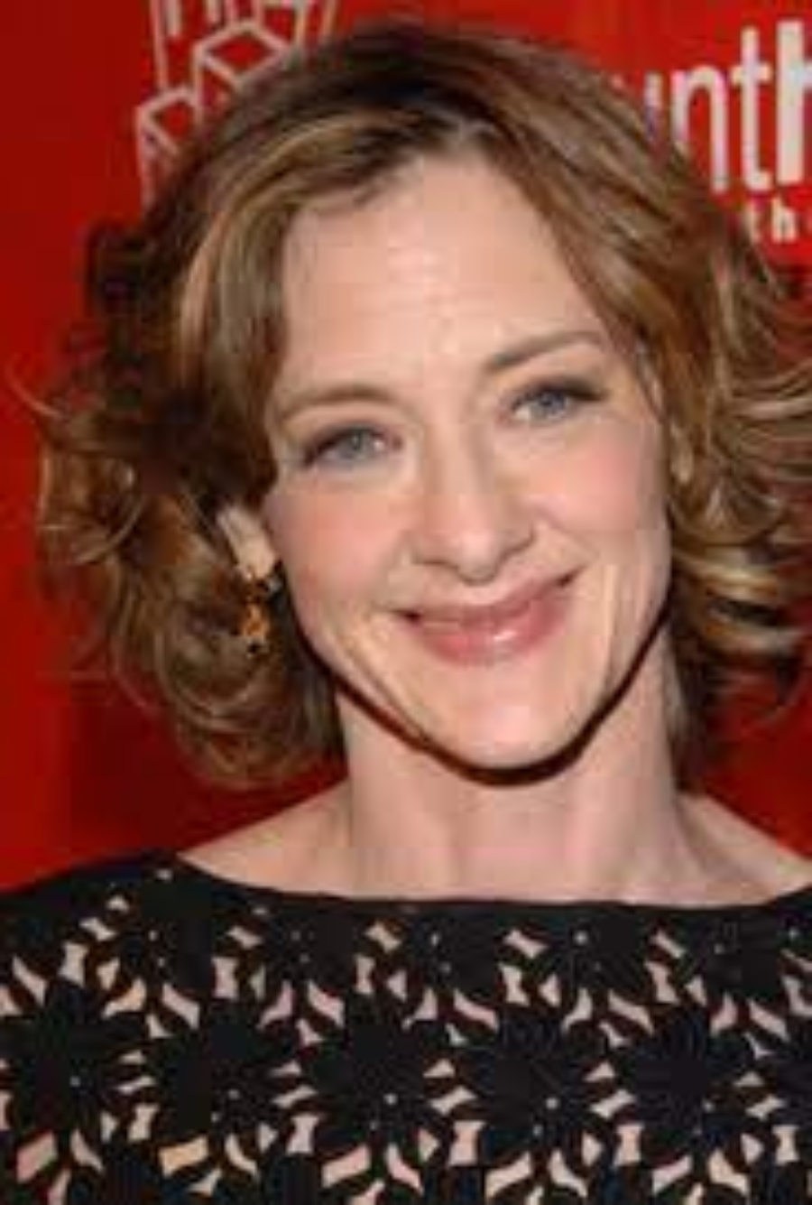 Joan Cusack parents: Meet Dick Cusack & Ann Paula Cusack - ABTC