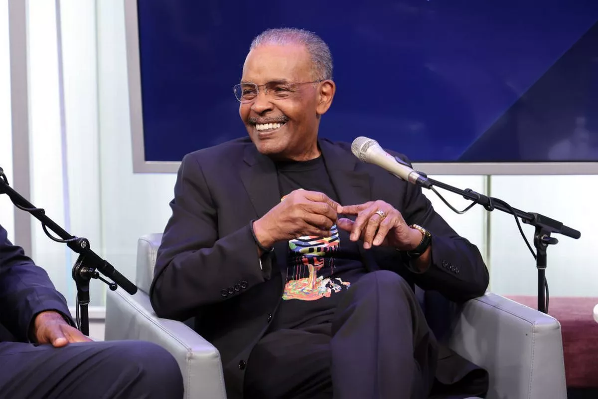 Joe Madison: Radio talk show host known as the Black Eagle dies at 74 ...