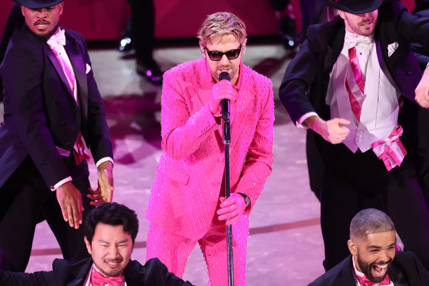 Ryan Gosling Stuns at Oscars 2024, Performs Hit Song "I'm Just Ken