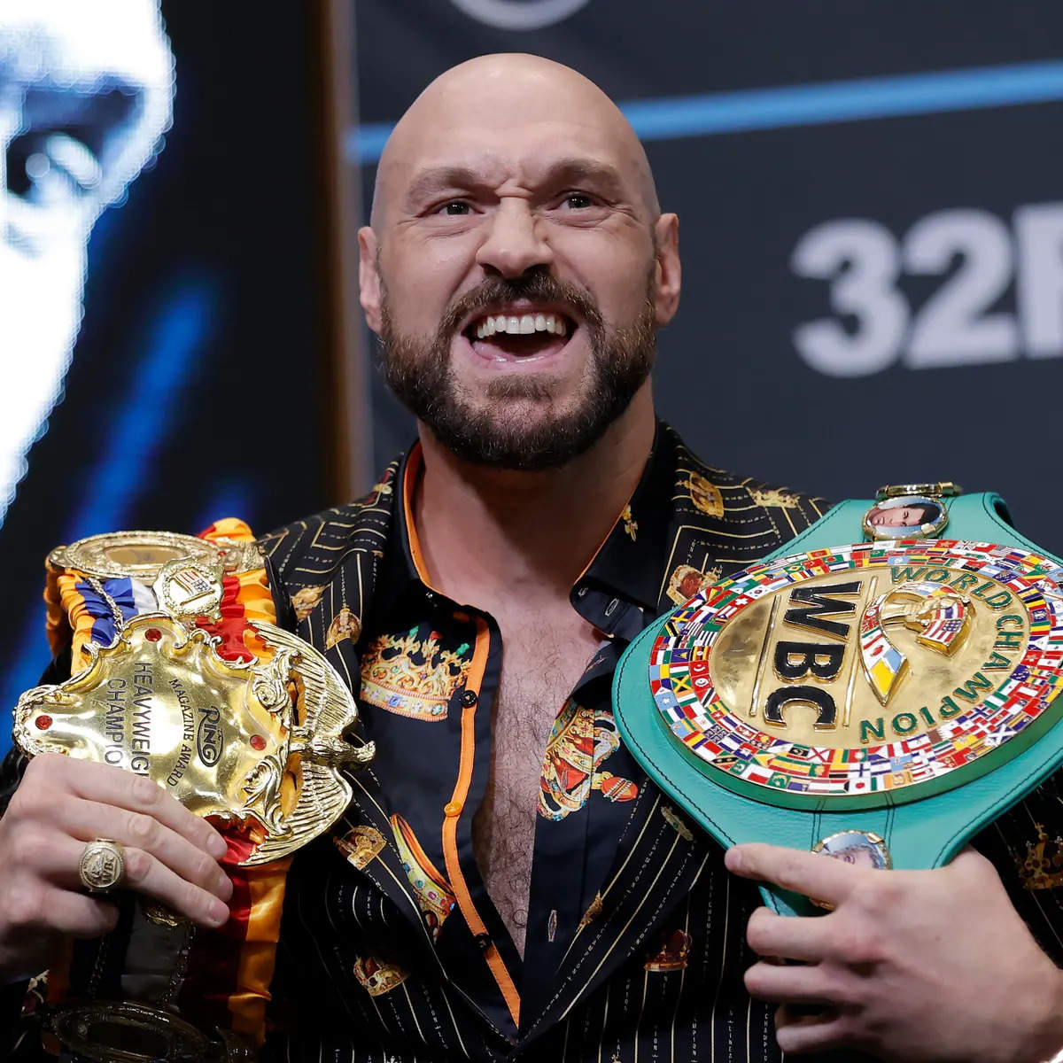 Tyson Fury Arrives in Saudi Arabia with Large Group for Oleksandr Usyk ...