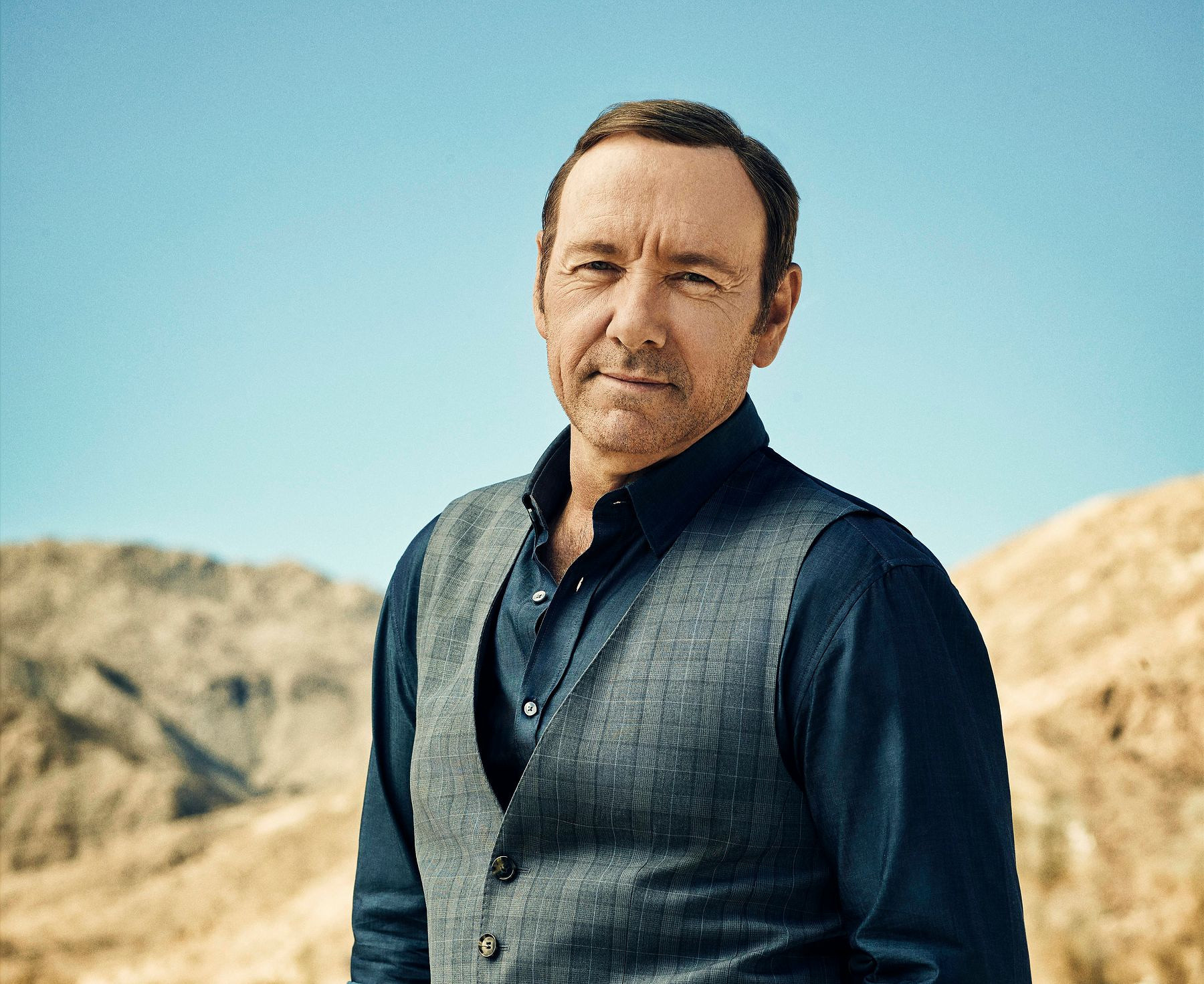 Kevin Spacey Acknowledges Past Inappropriate Behavior, Describes ...